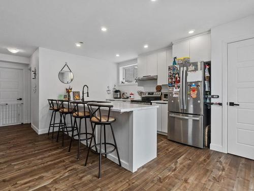 Kitchen - 6 Ch. Des Coeurs-Saignants, Val-Des-Monts, QC - Indoor Photo Showing Kitchen With Upgraded Kitchen