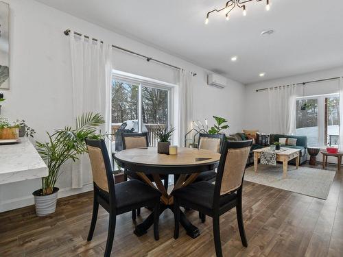 Dining room - 6 Ch. Des Coeurs-Saignants, Val-Des-Monts, QC - Indoor Photo Showing Dining Room