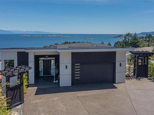 3447 Simmons Pl, Nanoose Bay, BC 