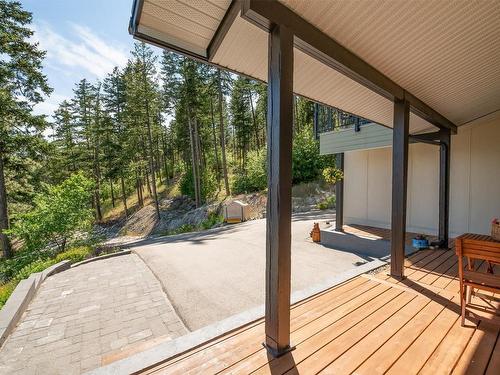 6131 Seymoure Lane, Peachland, BC - Outdoor With Deck Patio Veranda With Exterior
