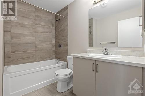 225 Citiplace Drive Unit#G, Ottawa, ON - Indoor Photo Showing Bathroom