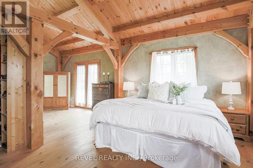 223 Washburn Island Road, Kawartha Lakes, ON - Indoor Photo Showing Bedroom