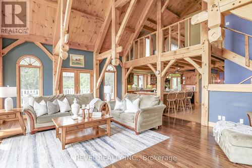 223 Washburn Island Road, Kawartha Lakes, ON - Indoor Photo Showing Living Room