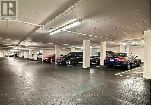 Ph15 - 25 Lower Simcoe Street, Toronto, ON - Indoor Photo Showing Garage