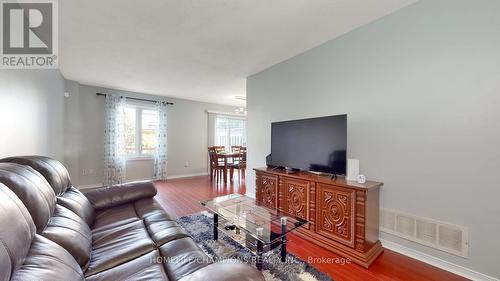 1103 Glen Eden Court, Pickering, ON - Indoor Photo Showing Living Room