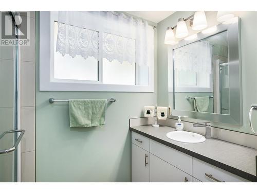 852 Stuart Road Lot# A, West Kelowna, BC - Indoor Photo Showing Bathroom