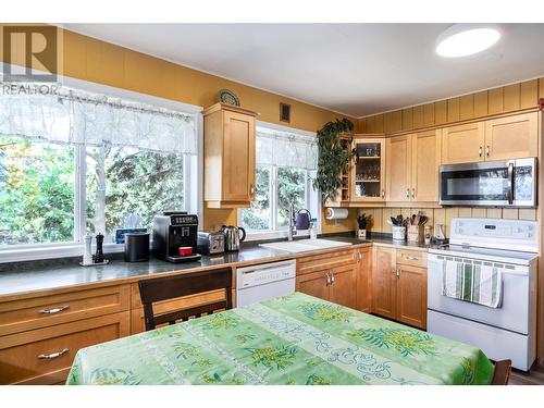 852 Stuart Road Lot# A, West Kelowna, BC - Indoor Photo Showing Kitchen