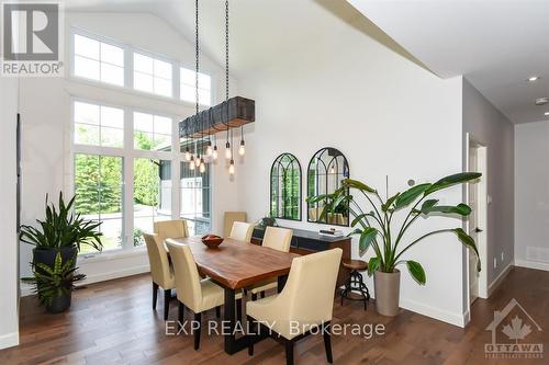 1579 Rollin Road, Clarence-Rockland, ON - Indoor Photo Showing Dining Room