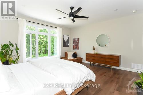 1579 Rollin Road, Clarence-Rockland, ON - Indoor Photo Showing Bedroom