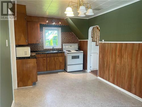 28 De L'Eglise, Bouctouche, NB - Indoor Photo Showing Kitchen