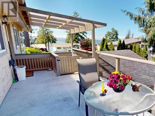 8226 Centennial Drive, Powell River, BC - Outdoor With Deck Patio Veranda With Exterior