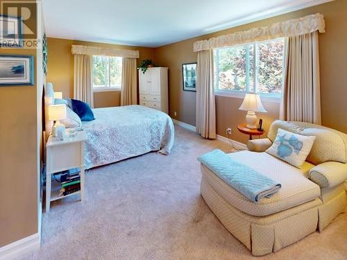 8226 Centennial Drive, Powell River, BC - Indoor Photo Showing Bedroom