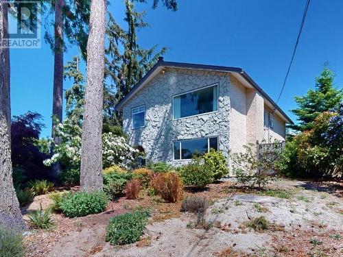 8226 Centennial Drive, Powell River, BC - Outdoor