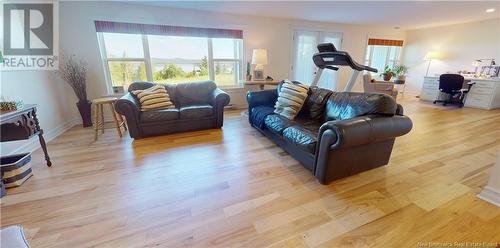 131 Anchorage Avenue, Saint John, NB - Indoor Photo Showing Living Room