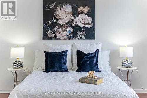 39 Culture Crescent, Brampton (Fletcher'S Creek Village), ON - Indoor Photo Showing Bedroom