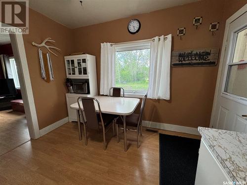 12 3Rd Street E, Hyas, SK - Indoor Photo Showing Dining Room