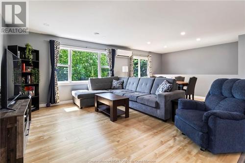 30 Collette St, Dieppe, NB - Indoor Photo Showing Living Room