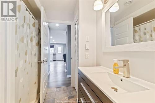 30 Collette St, Dieppe, NB - Indoor Photo Showing Bathroom