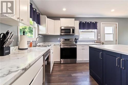 30 Collette St, Dieppe, NB - Indoor Photo Showing Kitchen With Double Sink