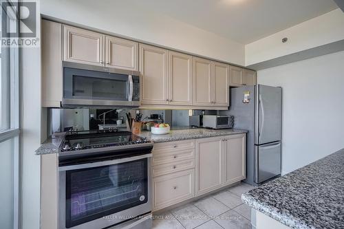 2106 - 3 Marine Parade Drive, Toronto (Mimico), ON - Indoor Photo Showing Kitchen