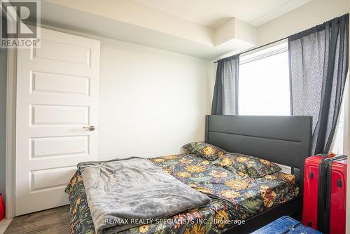 1603 - 215 Queen Street E, Brampton (Queen Street Corridor), ON - Indoor Photo Showing Bedroom