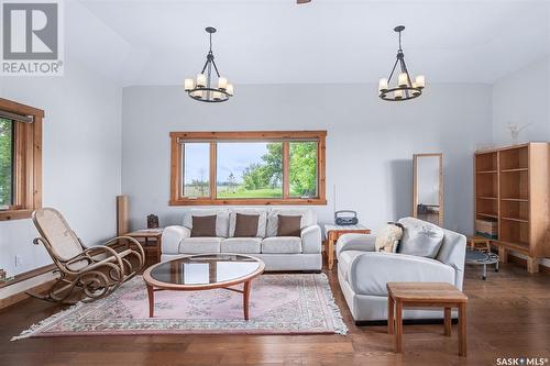 Fung Acreage, Dundurn Rm No. 314, SK - Indoor Photo Showing Living Room