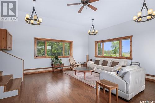 Fung Acreage, Dundurn Rm No. 314, SK - Indoor Photo Showing Living Room