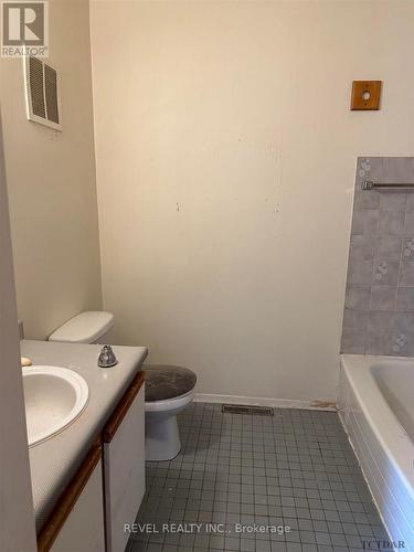 720 Edward Avenue, Black River-Matheson, ON - Indoor Photo Showing Bathroom