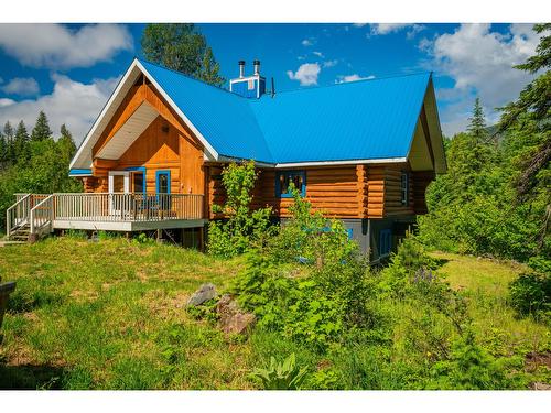 4621 Carlson East Road, Nelson, BC - Outdoor With Deck Patio Veranda