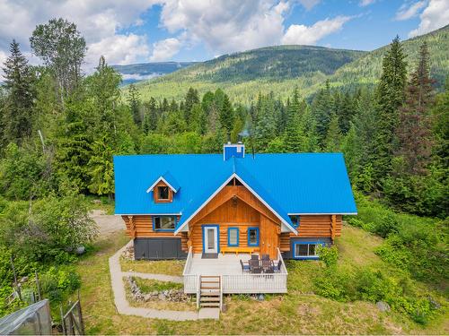 4621 Carlson East Road, Nelson, BC - Outdoor