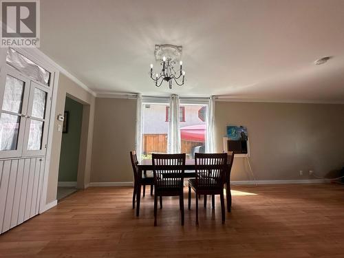 202 14Th  S Avenue, Cranbrook, BC - Indoor Photo Showing Dining Room