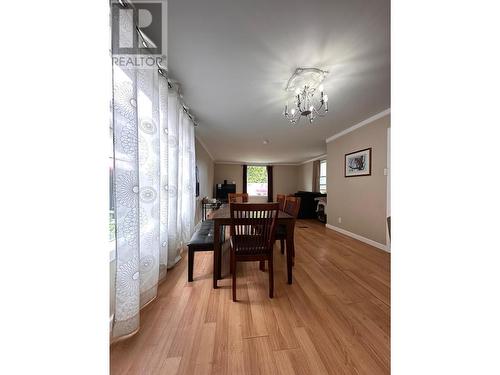 202 14Th  S Avenue, Cranbrook, BC - Indoor Photo Showing Dining Room