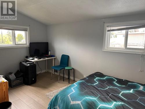 202 14Th  S Avenue, Cranbrook, BC - Indoor Photo Showing Bedroom