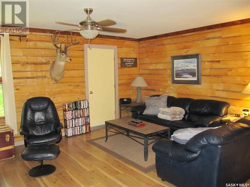 313 Whitetail Road, Turtle Lake, SK - Indoor Photo Showing Living Room
