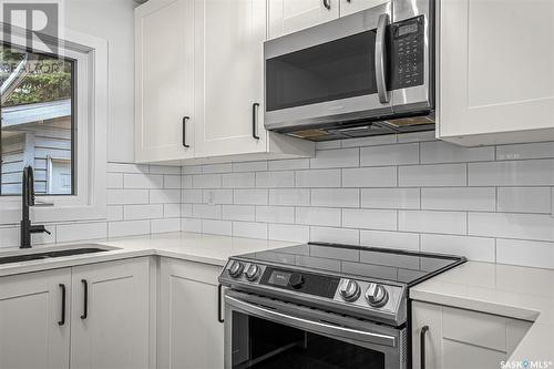 1511 Adelaide Street E, Saskatoon, SK - Indoor Photo Showing Kitchen With Upgraded Kitchen