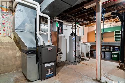 2812 Mccallum Avenue, Regina, SK - Indoor Photo Showing Basement