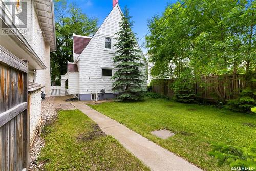 2812 Mccallum Avenue, Regina, SK - Outdoor