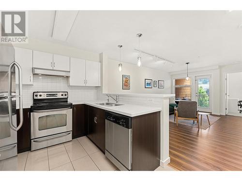 571 Yates Road Unit# 300, Kelowna, BC - Indoor Photo Showing Kitchen With Double Sink With Upgraded Kitchen