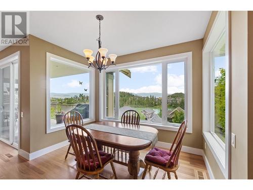 1877 Begbie Road, Kelowna, BC - Indoor Photo Showing Dining Room