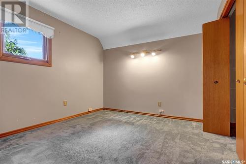 865 Algoma Avenue, Moose Jaw, SK - Indoor Photo Showing Other Room