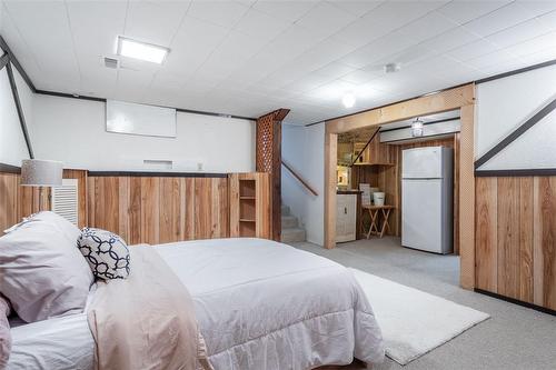 96 Purdy Crescent, Hamilton, ON - Indoor Photo Showing Bedroom