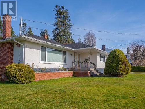 6883 Hammond Street, Powell River, BC - Outdoor With Deck Patio Veranda