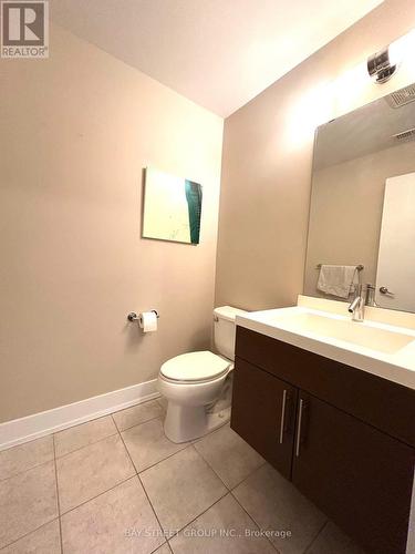 18 - 1401 Plains Road E, Burlington, ON - Indoor Photo Showing Bathroom