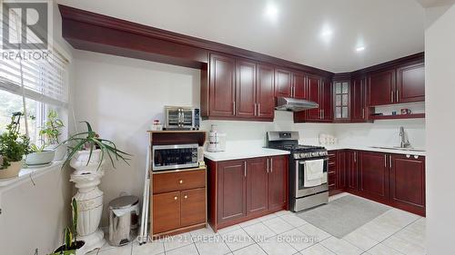 265 - 1601 Albion Road, Toronto (Mount Olive-Silverstone-Jamestown), ON - Indoor Photo Showing Kitchen