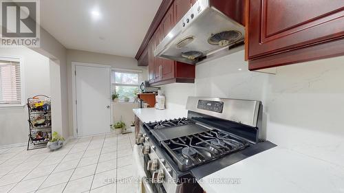 265 - 1601 Albion Road, Toronto (Mount Olive-Silverstone-Jamestown), ON - Indoor Photo Showing Kitchen