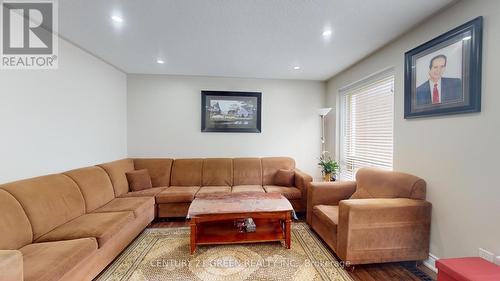 265 - 1601 Albion Road, Toronto (Mount Olive-Silverstone-Jamestown), ON - Indoor Photo Showing Living Room