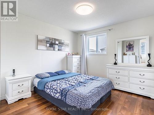 296 Dearborn Boulevard, Waterloo, ON - Indoor Photo Showing Bedroom