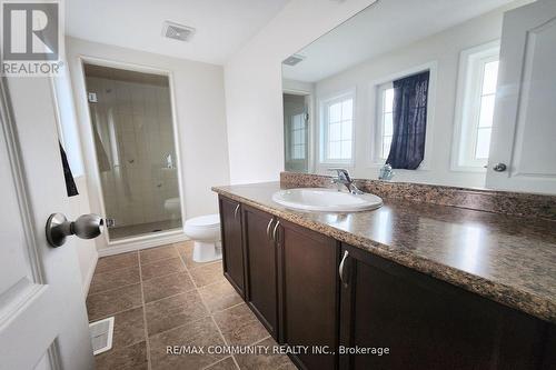 27 Summer Lane, Peterborough, ON - Indoor Photo Showing Bathroom