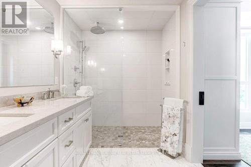 1201 - 2060 Lakeshore Road, Burlington, ON - Indoor Photo Showing Bathroom