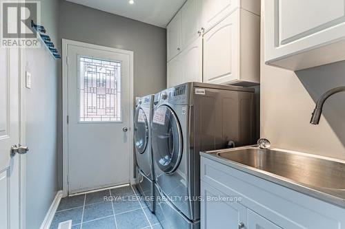 3139 Barwell Road, Mississauga, ON - Indoor Photo Showing Laundry Room